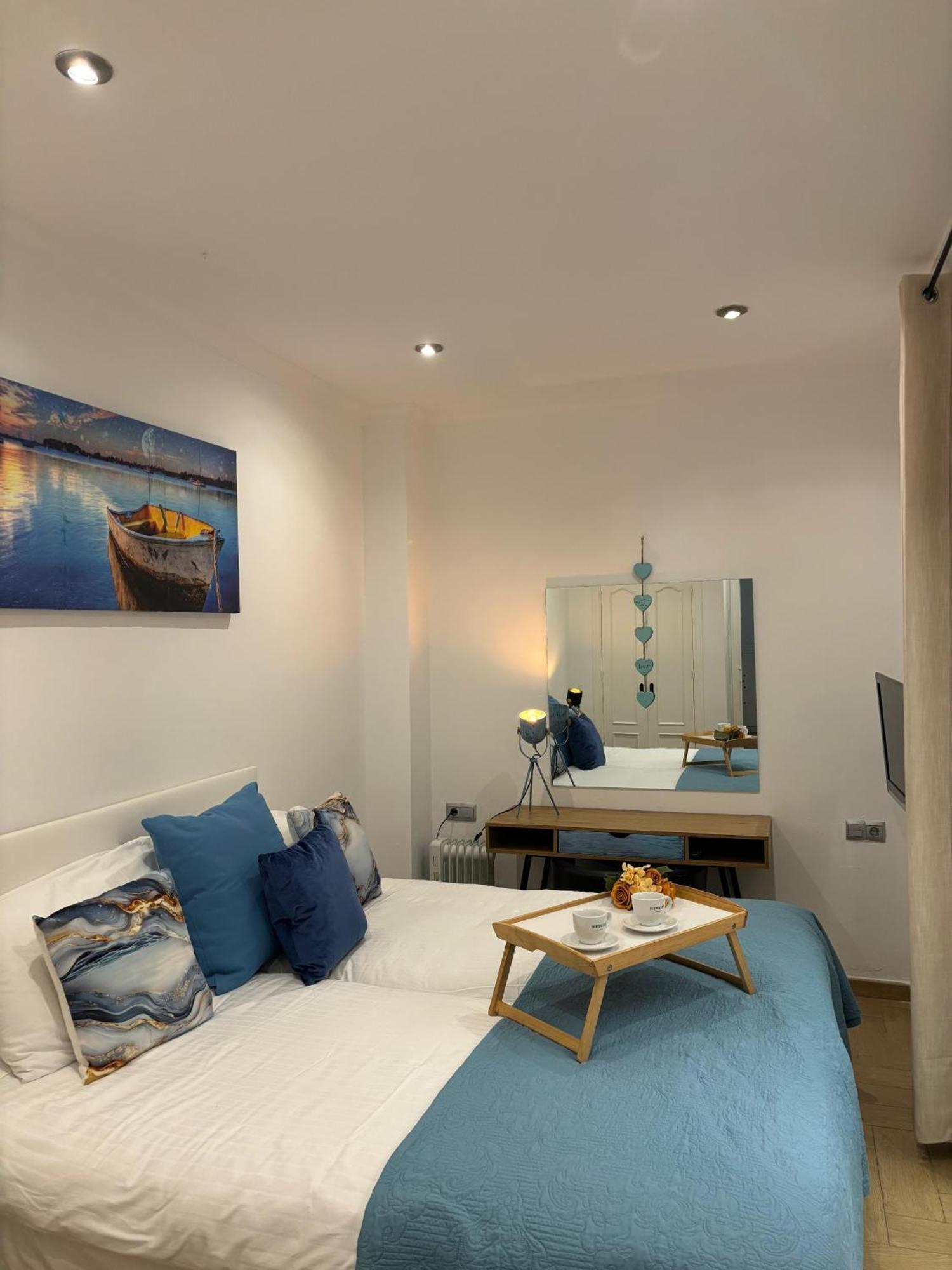 푸엔히롤라 Port House, Paseo Maritimo,A Un Minuto Playa 아파트 외부 사진